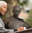 <p>Nelson Mandela: unanimidade em sua luta contra a opressão e a desigualdade</p>  Foto: Getty Images 