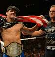Chris Weidman conquistou o cinturão e não deve ter que enfrentar revanche  Foto: Getty Images 