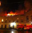Incêndio de grandes proporções atinge prédio histórico do Mercado Público de Porto Alegre (RS)  Foto: Maurício Tonetto / Terra