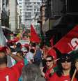 <p>O ato na capital catarinense acabou com um confronto entre a pol&iacute;cia e manifestantes</p>  Foto: Fabricio Escandiuzzi / Especial para Terra