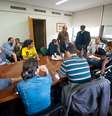 <p>Manifestantes e vereadores se reuniram novamente neste s&aacute;bado para discutir desocupa&ccedil;&atilde;o da C&acirc;mara de Vereadores de Porto Alegre (RS)</p>  Foto: Ederson Nunes/Câmara de Vereadores / Divulgação