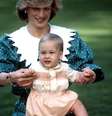<p>Tons claros são tradição no guarda-roupa da realeza</p>  Foto: Getty Images 