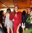 <p>Giovanna escolheu um vestido ousado para a noite de inauguração</p>  Foto: Wallace Feitosa / AgNews