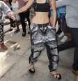 <p>Miley Cyrus exagera na mistura de tendências</p>  Foto: The Grosby Group
