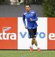 <p>Thiago Ribeiro voltou a fazer trabalhos no campo, mas ainda aguarda aval da comissão técnica para voltar; Cicinho é dúvida para domingo</p>  Foto: Ricardo Saibun Santos FC / Divulgação