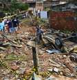 <p>Rompimento de adutora na terça-feira causou a morte de uma menina de três anos e destruiu casas e veículos na zona oeste do Rio de Janeiro</p>  Foto: Daniel Ramalho / Terra