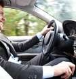 Na direção elétrica o carro não usa óleo no sistema de direção. O volante fica mais leve graças a um motor elétrico  Foto: Shutterstock