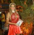 <p>Ângela valoriza demais os atributos do corpo comprometendo a elegância</p>  Foto: AgNews