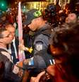 <p>Manifestantes discutem com PMs após desocupação da Assembleia do Rio de Janeiro</p>  Foto: Marcello Dias / Futura Press