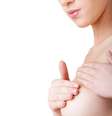 Conhecida como Dual Plane, nova técnica de implante de silicone é capaz de manter a aparência natural dos seios, principalmente nas mulheres que têm busto pequeno  Foto: Shutterstock