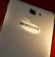 Apple e Samsung se enfrentam nos tribunais em uma disputa por patentes  Foto: Reuters