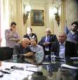 À direita, Jorge Felippe, presidente da Câmara, e à esquerda dele o vereador Chiquinho Brazão (PMDB) eleito presidente da CPI  Foto: Tânia Rêgo / Agência Brasil