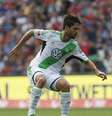 <p>Diego é o destaque do Wolfsburg; meia pode voltar pelo sonho de tentar disputar a Copa</p>  Foto: AFP