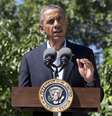 Obama durante o seu pronunciamento na ilha de Martha's Vineyard, em Massachusetts  Foto: AP