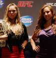 Ronda Rousey e Miesha Tate têm rivalidade pelo cinturão e pelo posto de musa do UFC  Foto: Getty Images 
