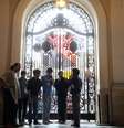 <p>Os manifestantes n&atilde;o revelam nomes nem fornecem informa&ccedil;&otilde;es pessoais como endere&ccedil;o, ocupa&ccedil;&atilde;o e idade para n&atilde;o "individualizarem o movimento"</p>  Foto: Tânia Rêgo / Agência Brasil