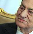 Apesar da decisão do tribunal, o ex-presidente Hosni Mubarak permanecerá preso no Egito  Foto: AP