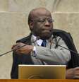 <p>Presidente do STF, Joaquim Barbosa, deu razão ao pedido do réu</p>  Foto: Valter Campanato / Agência Brasil