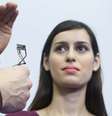 <p>O curvex deve ser usado antes da máscara de cílios</p>  Foto: Marcelo Pereira / Terra