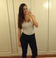 <p>A foto, em que ela aparece com legging preta e regata branca, foi motivo de elogios entre seus seguidores</p>  Foto: Instagram/Reprodução