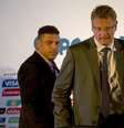 <p>Ronaldo e Valcke participarão das visitas no Brasil</p>  Foto: AP