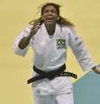 <p>Rafaela Silva se emocionou após vitória histórica para o Brasil</p>  Foto: Daniel Ramalho / Terra