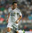 <p>Noitadas e pressão por aumento salarial teriam minado permanência de Özil no Real Madrid</p>  Foto: Getty Images 