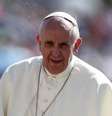 <p>Papa Francisco chega para conduzir sua audiência de quarta-feira na praça de São Pedro, no Vaticano, no último dia 4</p>  Foto: Tony Gentile / Reuters