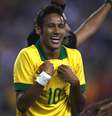 <p>Principal alvo de faltas dos portugueses, Neymar fez um gol e participou dos outros dois</p>  Foto: Mowa Press / Divulgação
