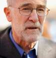 O ex-agente da CIA Ray McGovern, em foto de 2011  Foto: AFP