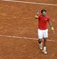 Marc López (à esq.) e Rafael Nadal comemoram triunfo na Davis  Foto: EFE