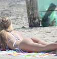 <p>Calor fora de &eacute;poca agradou a banhistas em praias de Florian&oacute;polis</p>  Foto: Fabrício Escandiuzzi / Especial para Terra