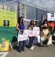 <p>Amigos e familiares fizeram um protesto na frente do f&oacute;rum pedindo justi&ccedil;a no caso</p>  Foto: Marcos Bezerra / Futura Press
