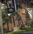 Soldados deixam shopping Westgate no Quênia após forte explosão e tiros  Foto: AP