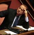 <p>O ex-primeiro-ministro da It&aacute;lia, Silvio Berlusconi, durante sess&atilde;o no Senado italiano, em Roma</p>  Foto: Tony Gentile / Reuters