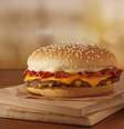 <p>Queijo e carne são os ingredientes preferidos dos consumidores da rede, segundo levantamento</p>  Foto: Divulgação