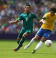 <p>Lateral Rafael se tornou o "vilão" da derrota da Seleção Brasileira diante do México, na decisão dos Jogos Olímpicos de Londres 2012</p>  Foto: Getty Images 