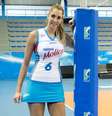 <p>Meio-de-rede do Molico Osasco exibe saia, novidade no unifome</p>  Foto: Ricardo Matsukawa / Terra