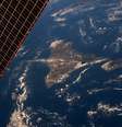 <p>"A maioria destes planetas t&ecirc;m boas probabilidades de serem rochosos, como a Terra", disse o principal autor do estudo</p>  Foto: Karen L. Nyberg/Twitter / Reprodução