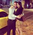 Casal em foto publica nas redes sociais na qual aprecem ao lado de um dos veículos apreendidos  Foto: Arquivo Pessoal