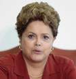 <p>Dilma prometeu votar nas eleições internas do partido e falou sobre reforma política</p>  Foto: Ueslei Marcelino / Reuters