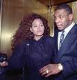 <p>Tyson e Robin Givens ficaram casados entre 1988 e 1989</p>  Foto: AFP