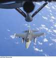 Com uma tripulação composta por apenas dois pilotos e um operador do sistema de transferência de combustível (boomer), o KC-135 reabasteceu os caças F-16 do Chile e dos Estados Unidos  Foto: FAB / Divulgação
