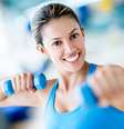 Prática de exercícios físicos garante diversos benefícios à pele, que precisa receber alguns cuidados antes e depois do treino para manter-se bonita e saudável   Foto: Shutterstock