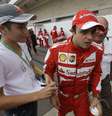<p>Com problemas, Felipe Massa foi apenas o 15º, mas ganhou uma posição após punição a Button</p>  Foto: AP