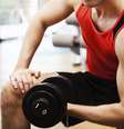 Presentes até na pele do público masculino, estrias podem ser combatidas com tratamentos eficazes   Foto: Shutterstock
