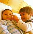 Pedro, 2, ganhou um irmãozinho este ano. Antônio nasceu em julho e é o segundo filho do casal Juliana Paes e Carlos Eduardo Baptista  Foto: Instagram / Reprodução