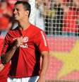 <p>Damião deve ser vendido pelo Inter, que deseja fazer caixa; acerto com o Santos passa por ajuda de grupo de empresários</p>  Foto: Ricardo Rímoli / Lancepress!