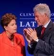 Presidente Dilma Rousseff no seminário com o ex-presidente dos Estados Unidos, Bill Clinton  Foto: Antonio Lacerda / EFE
