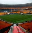 <p>Público começou a chegar ao FNB Stadium horas antes do início do evento</p>  Foto: Mauro Pimentel / Terra